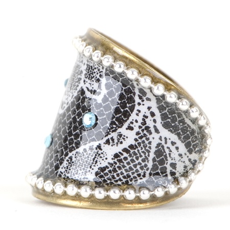Klassieke ring blauw kristal