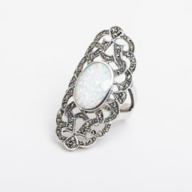 Ring Antic Opal