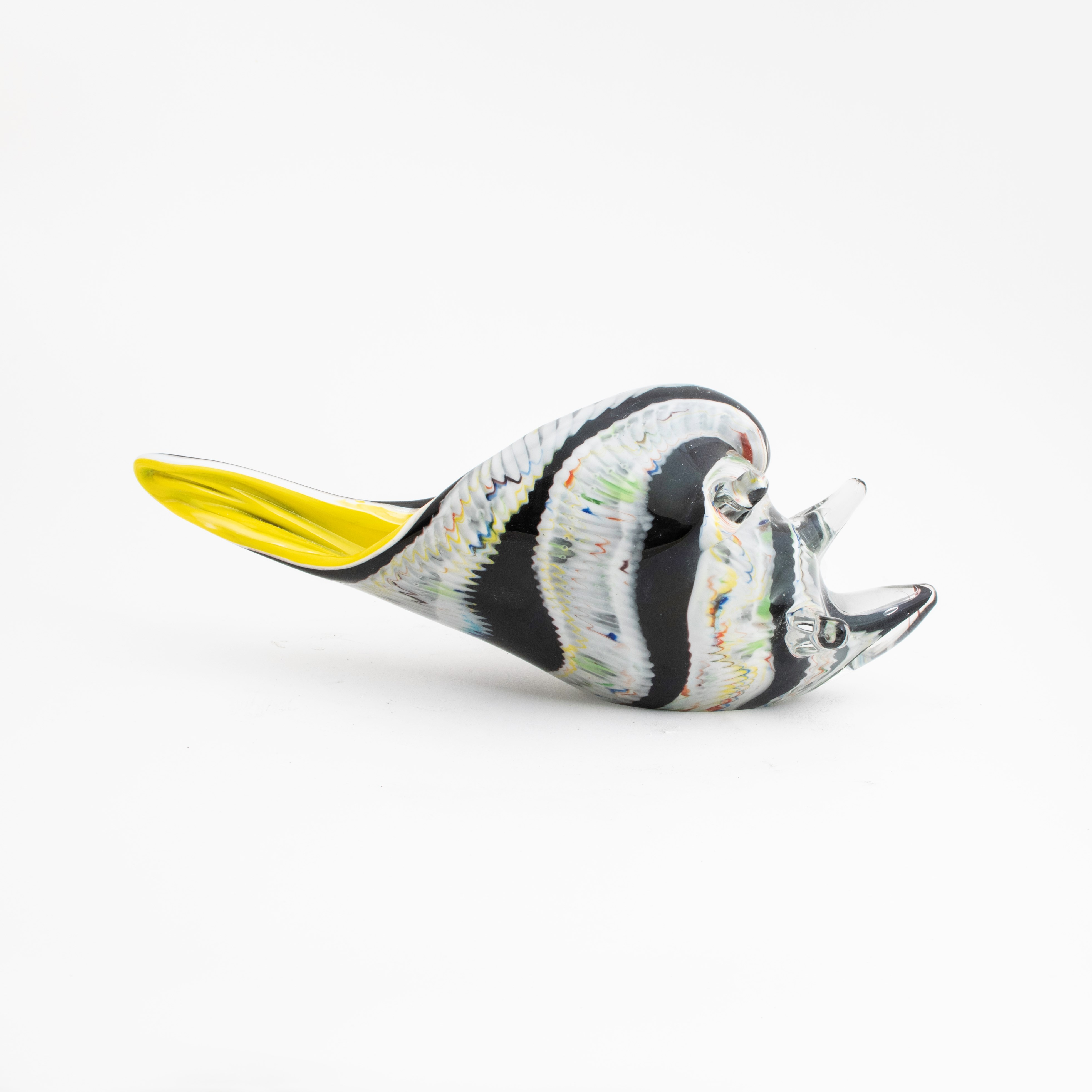 Glassculptuur Zwart Witte Schelp