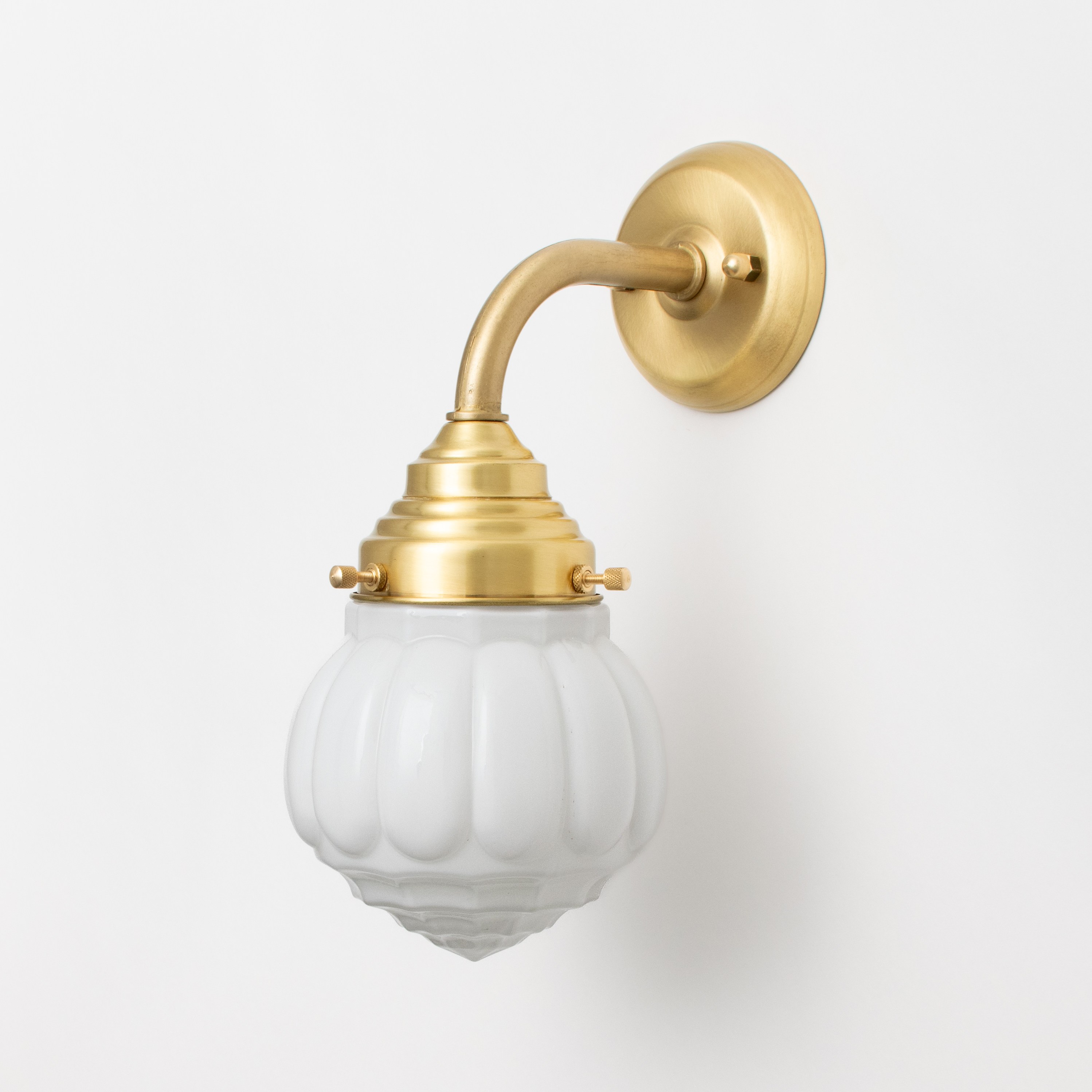 Wandlamp Wassail Curve Messing