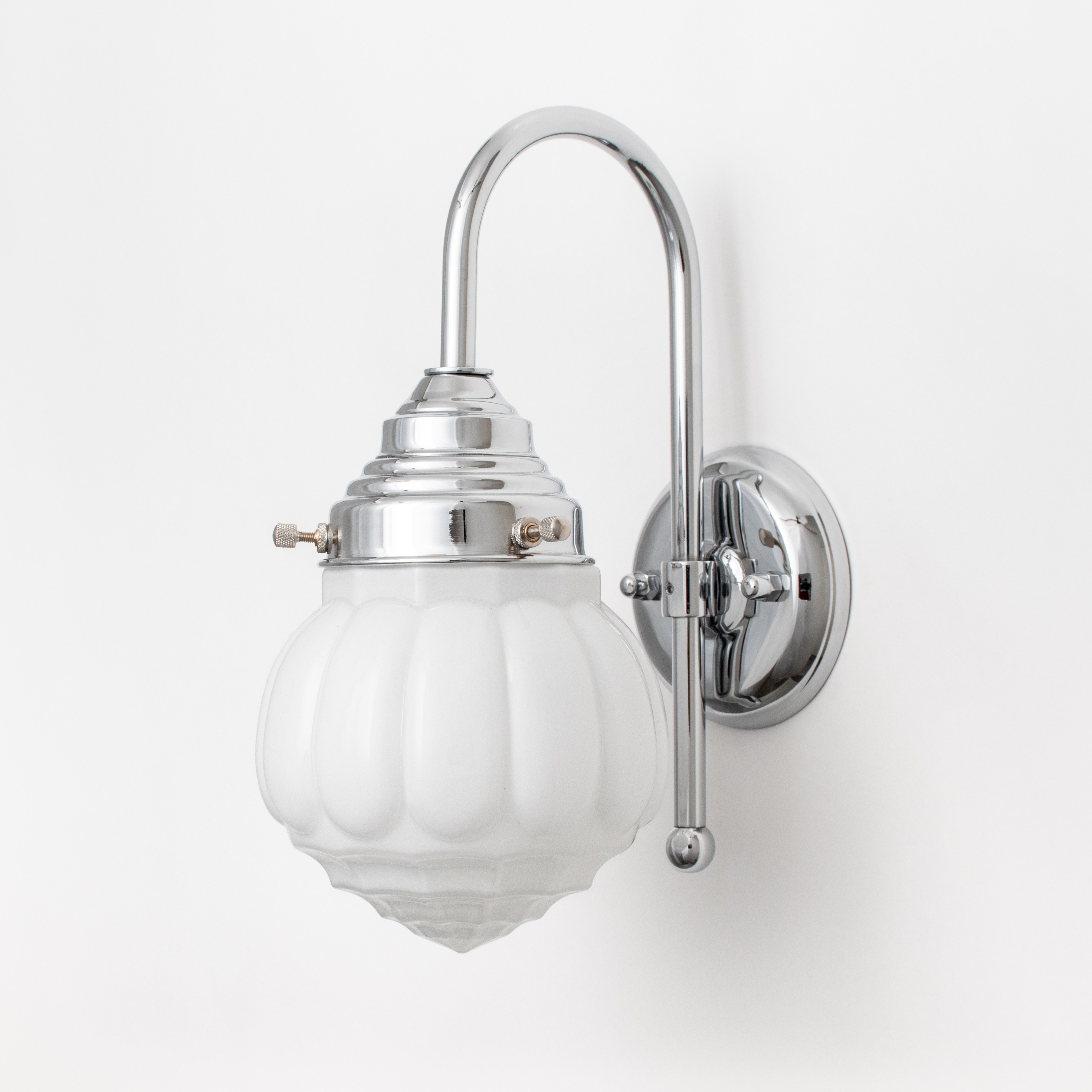 Wandlamp Wassail Meander Chroom
